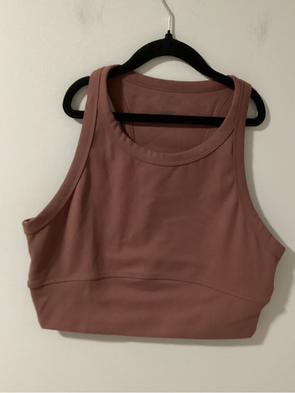 *High-Neck Workout Sports Bra in Dusty Rose